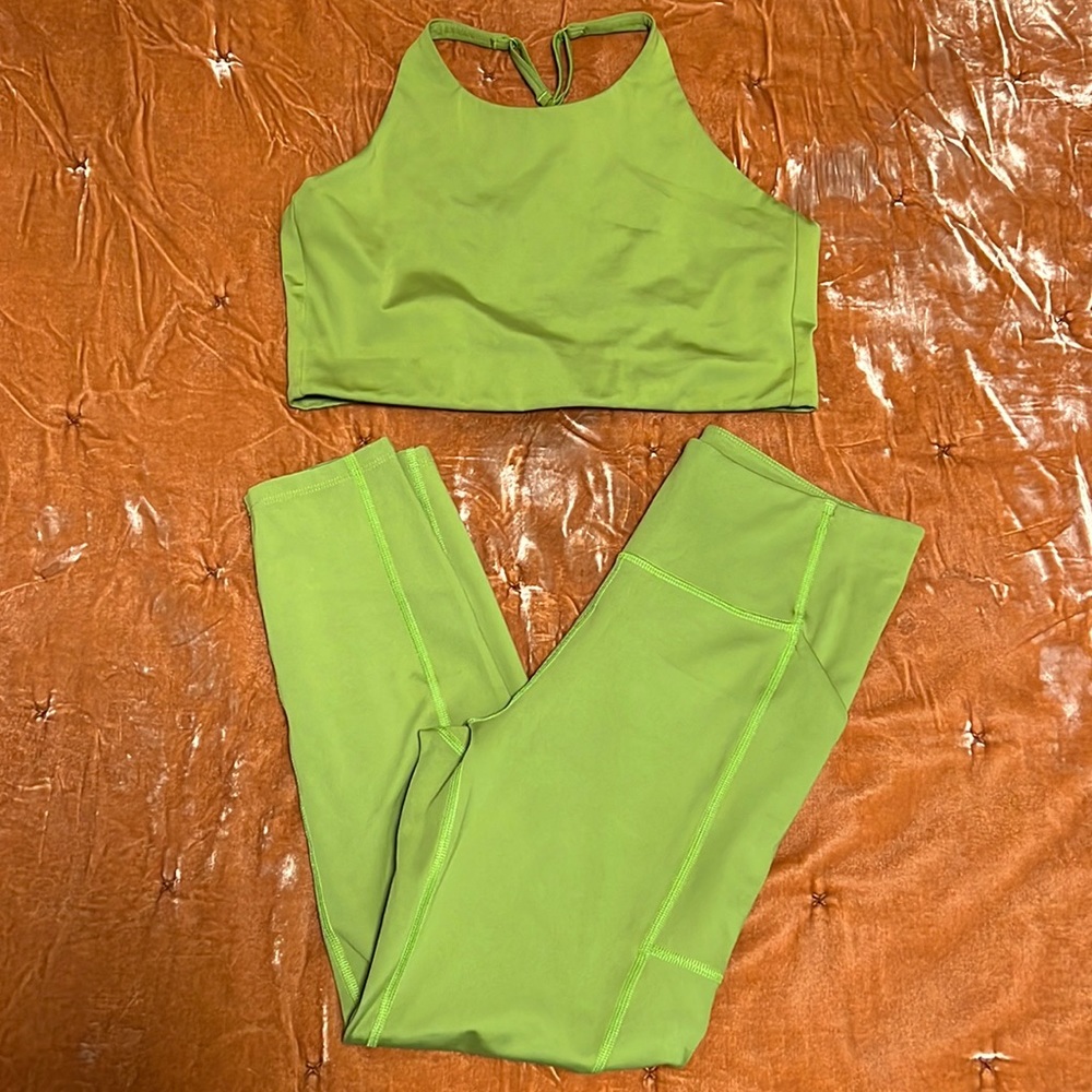 Girlfriend Collective set